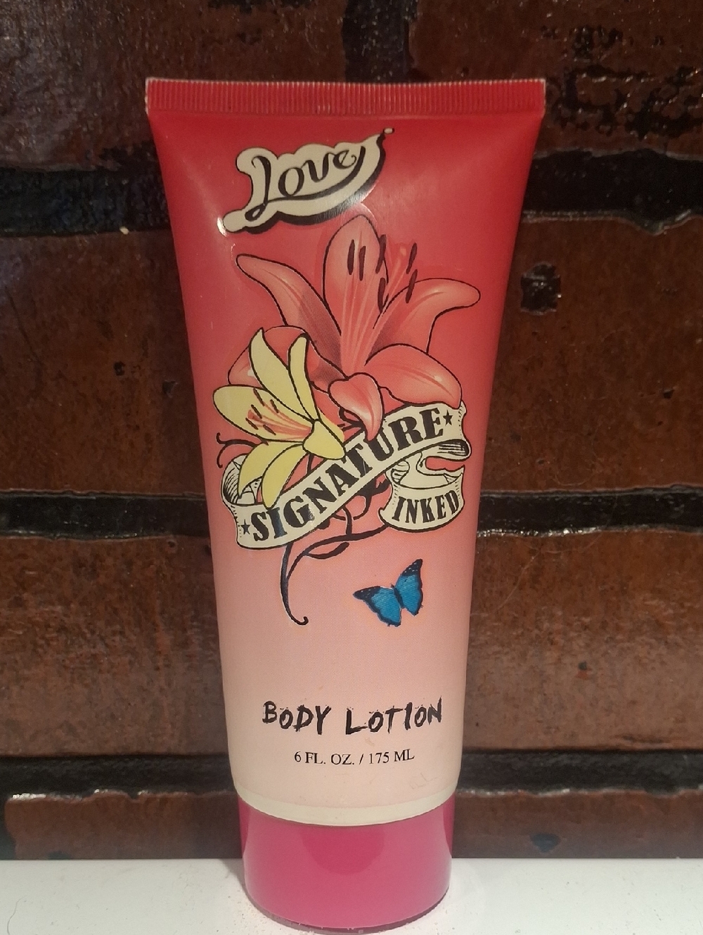 Love Signature Inked Pink Floral Body Lotion